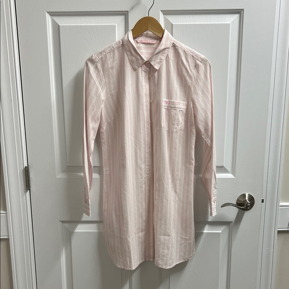 Victoria's Secret Light Pink Dress long Shirt sleepwear size small S